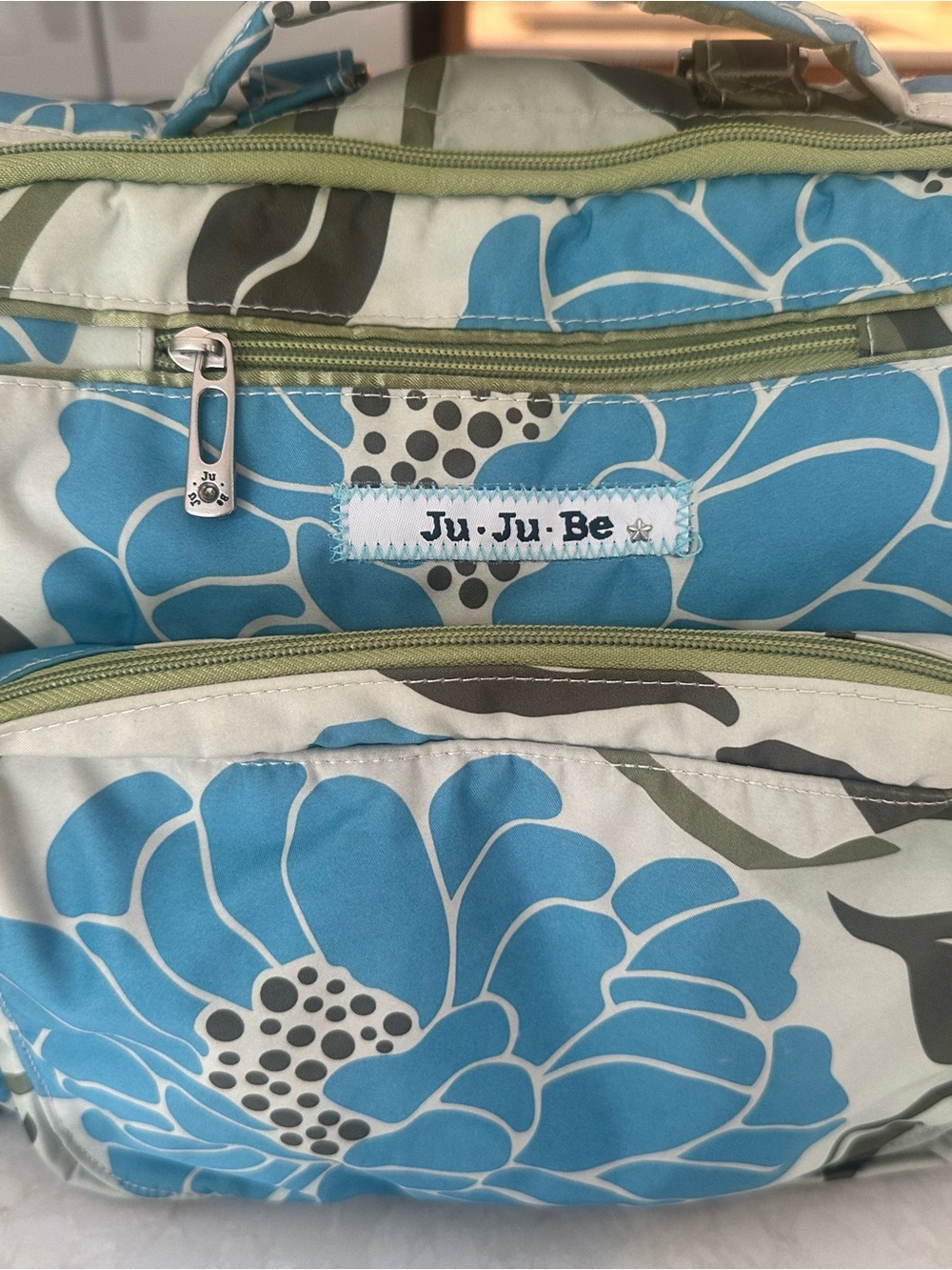 Ju-Ju-Be Blue B.F.F. In Marvelous Mums